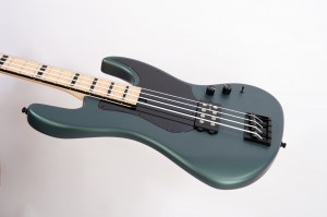 basgitara wild cat bass detail3